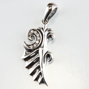 Sterling Silver Pendant with White Cubic Zirconia
