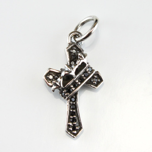 Black Cubic Zirconia Arranged Sterling Silver Crowned Cross