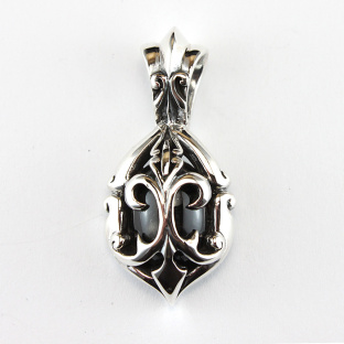 Black Star Sapphire Sterling Silver Pendant with Fleur De Lis